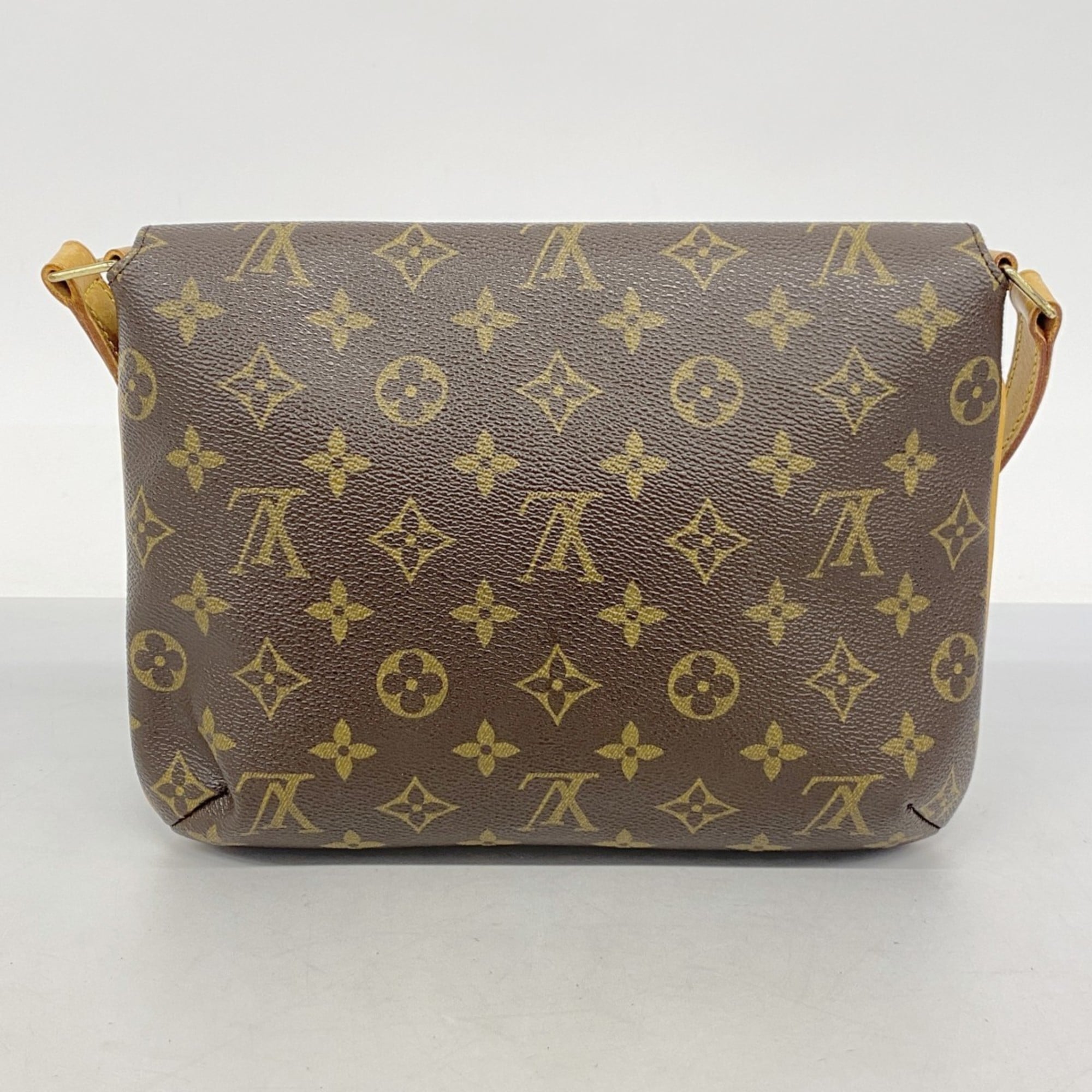 Louis Vuitton Brown Shoulder Bag (Pre-Owned)