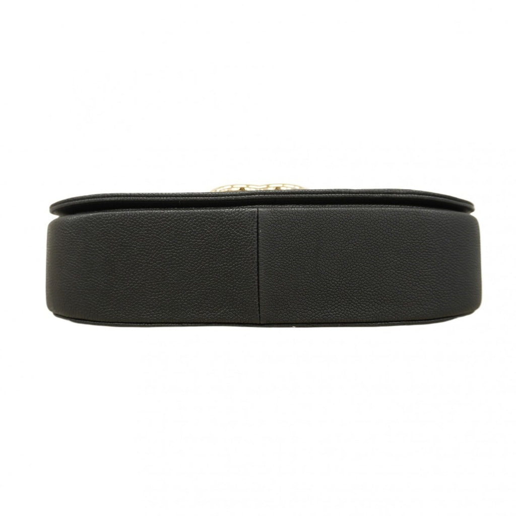 Chanel Black Grained Calfskin Handbag (Pre-Owned)