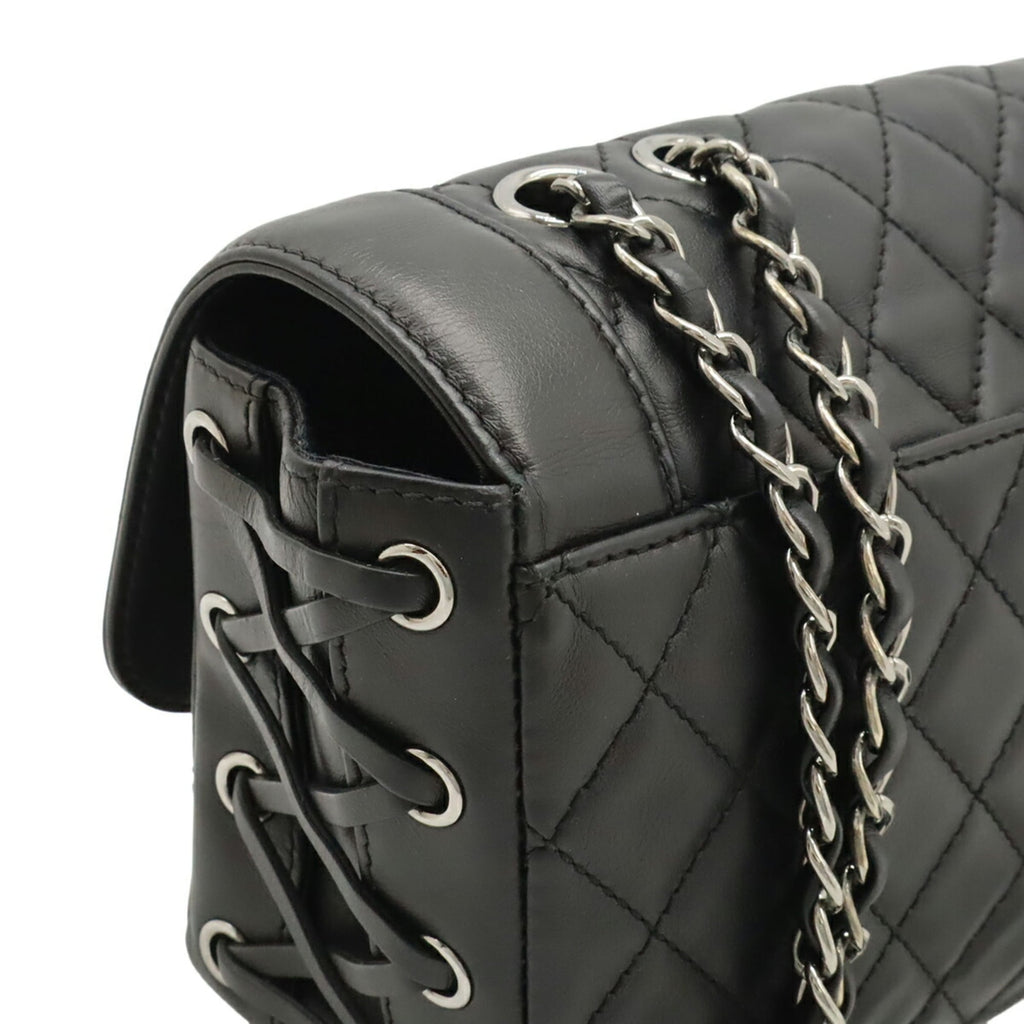 Chanel Black Leather Shoulder Bag (Pre-Owned)