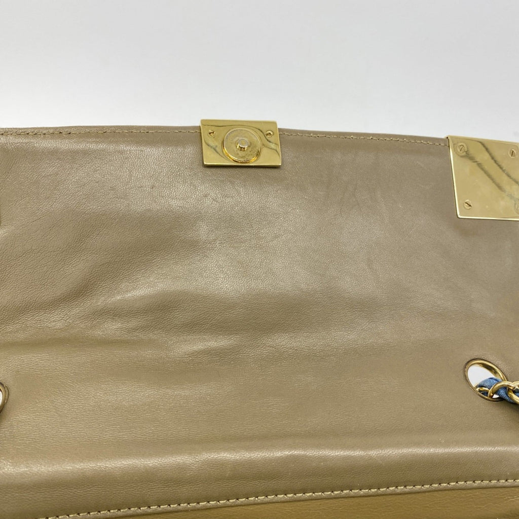 Chanel Blue Denim Shoulder Bag (Pre-Owned)