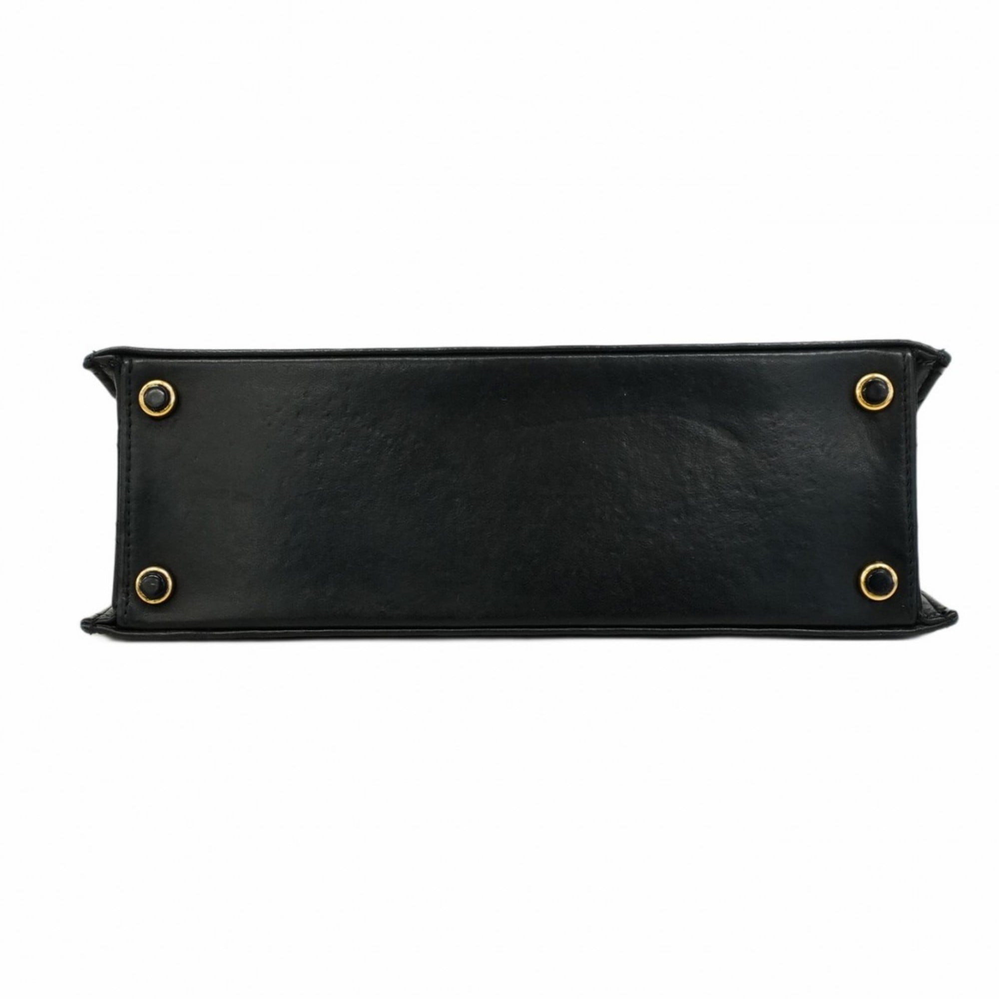 Chanel Black Leather Shoulder Bag (Pre-Owned)