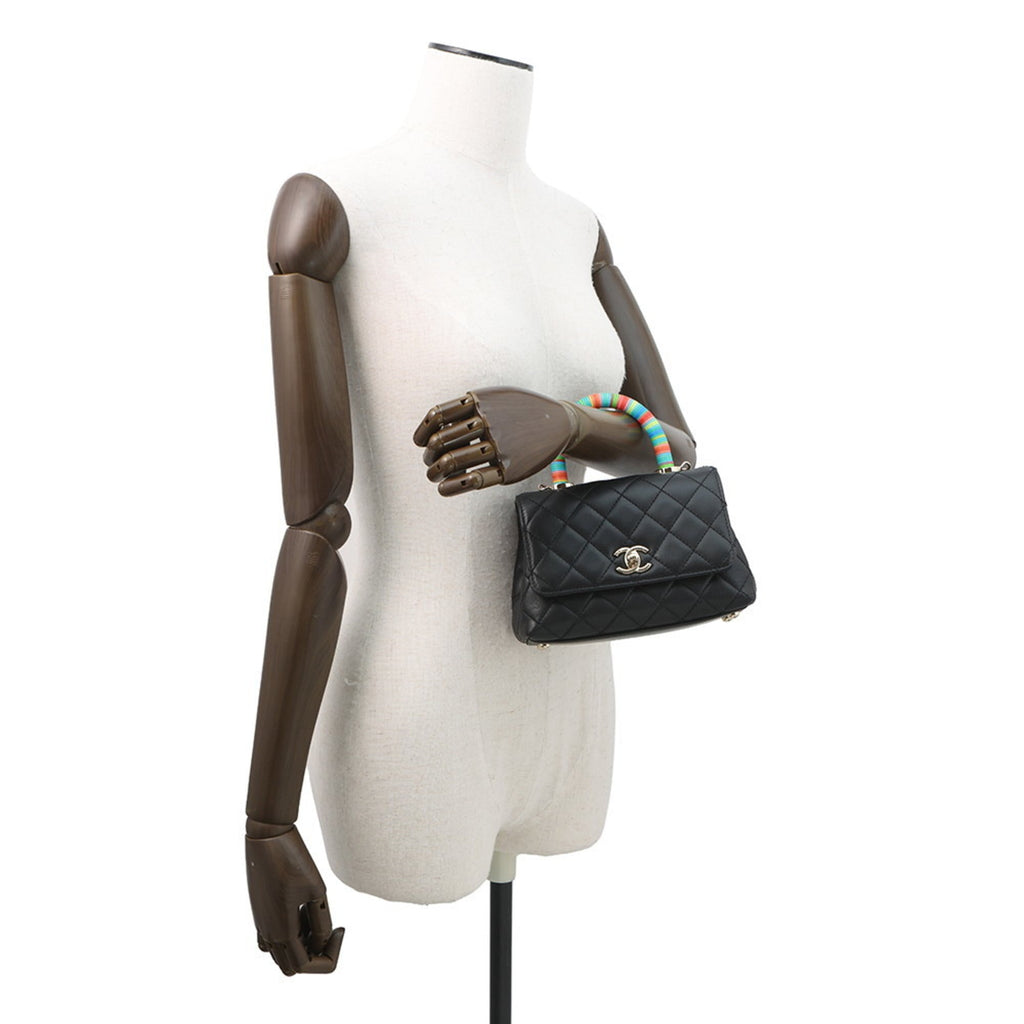 Chanel Matelasse Black Leather Handbag (Pre-Owned)