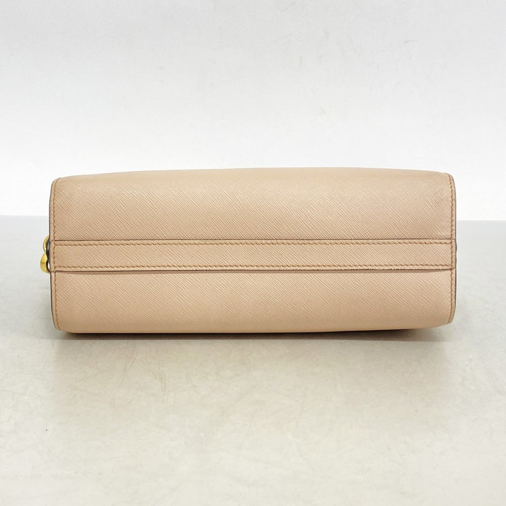 Prada Beige Black Leather Shoulder Bag (Pre-Owned)