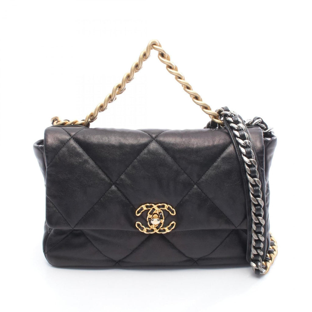 Chanel Black Leather Shoulder Bag (Pre-Owned)