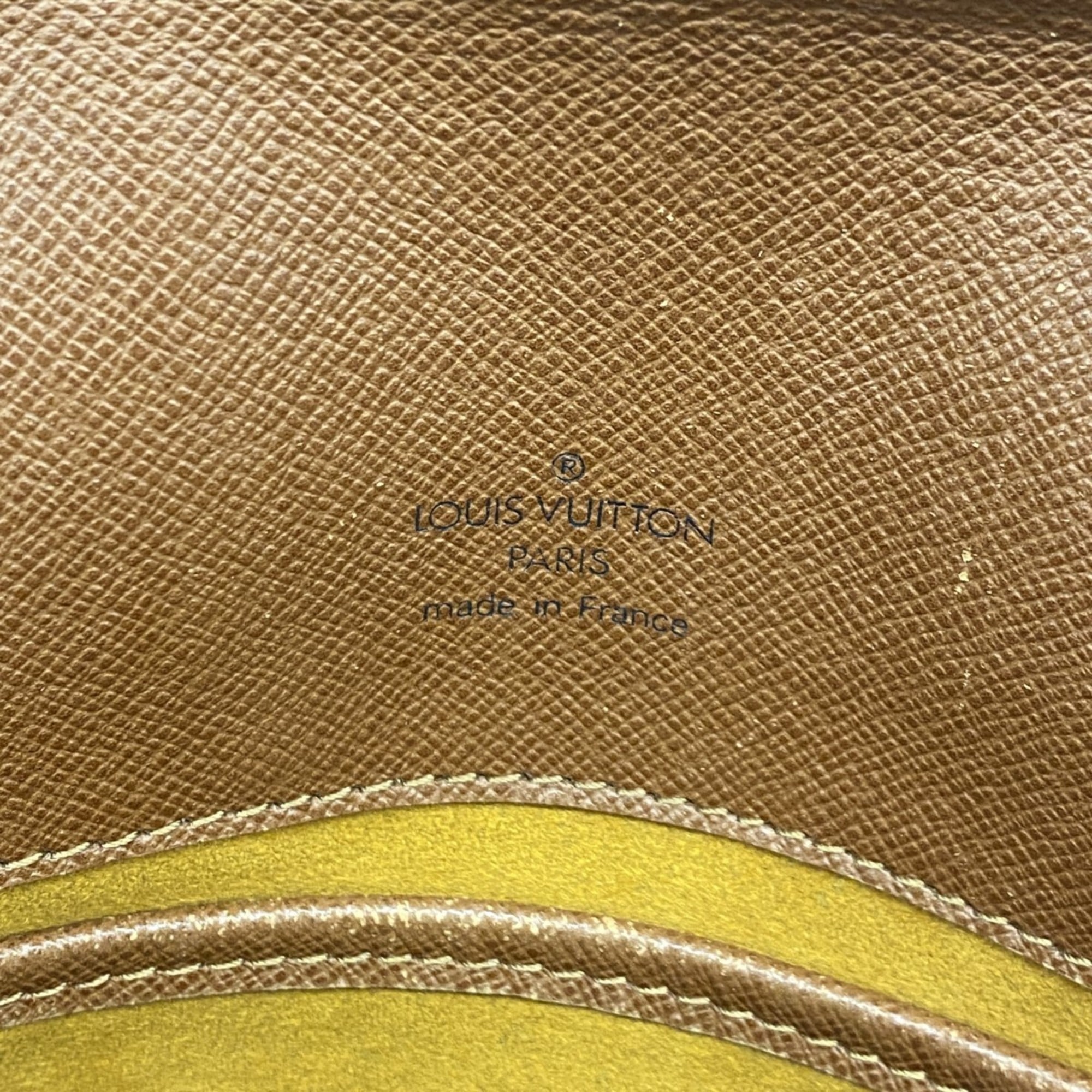 Louis Vuitton Brown Shoulder Bag (Pre-Owned)