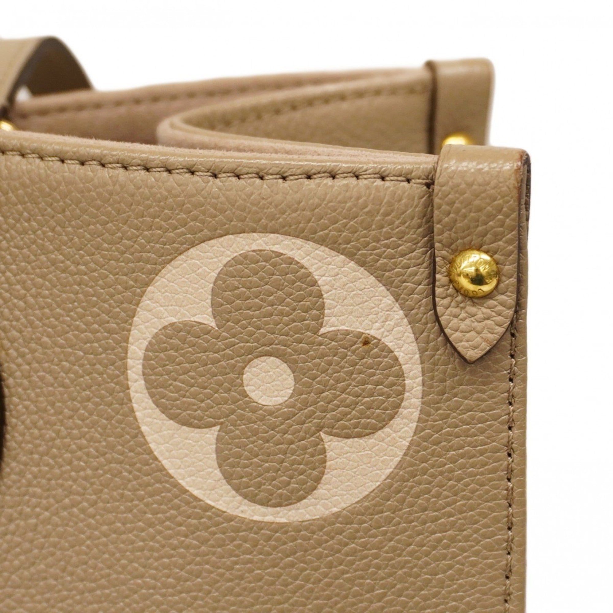 Louis Vuitton Cream Tourterelle Tote Bag (Pre-Owned)