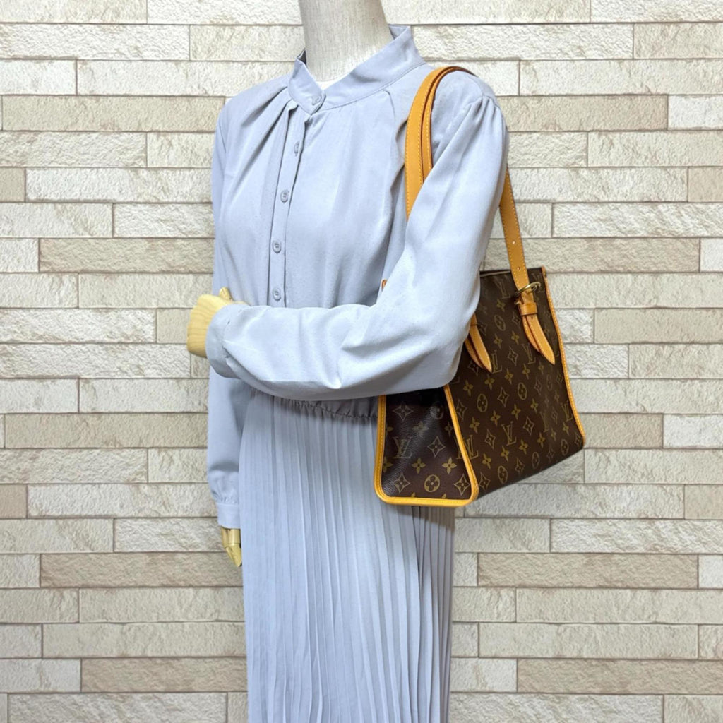 Louis Vuitton Brown Monogram Canvas Shoulder Bag (Pre-Owned)