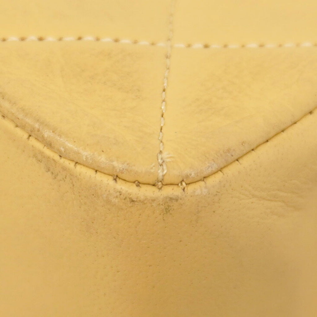 Chanel Beige Leather Shoulder Bag (Pre-Owned)