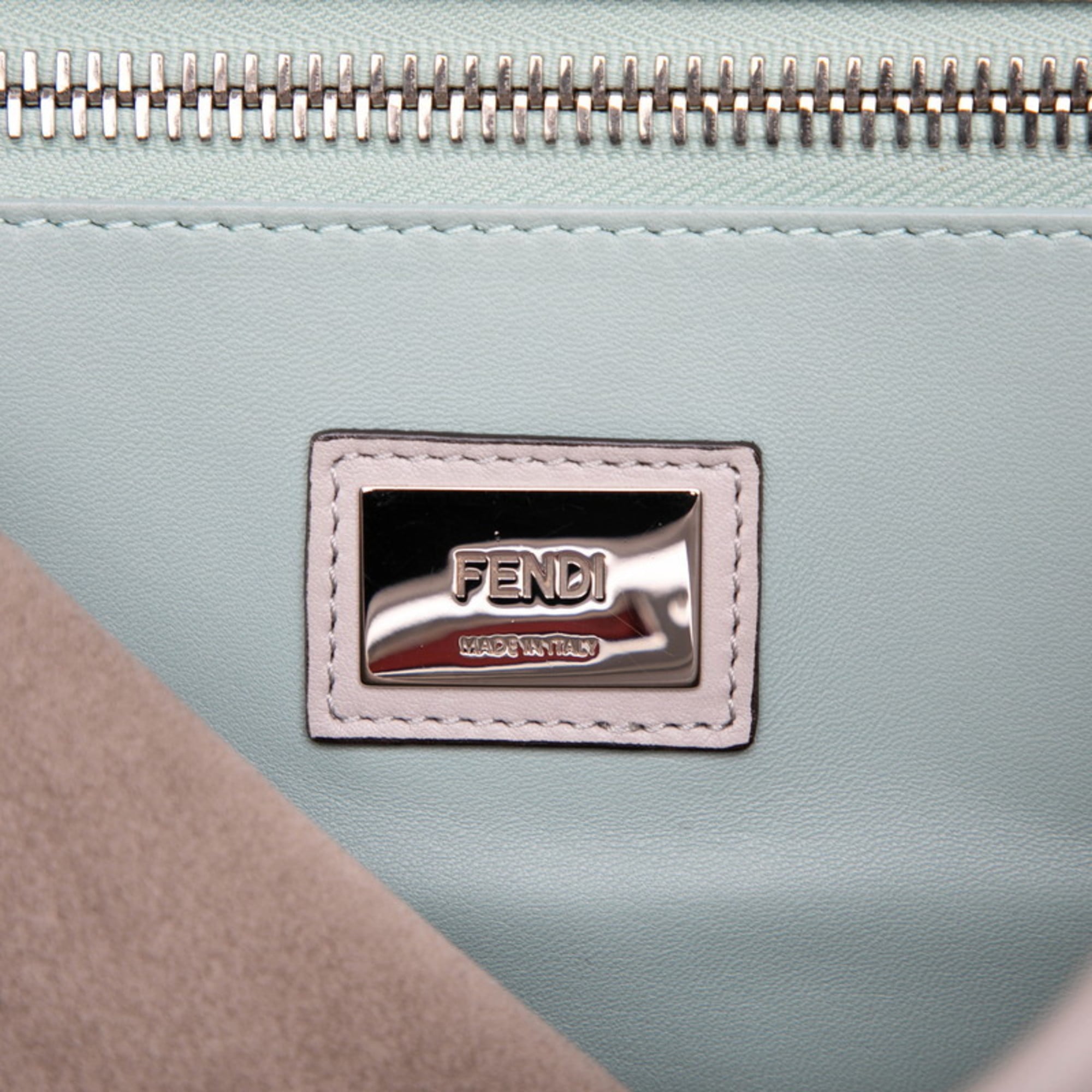 Fendi Gray Leather Handbag Shoulder Bag (Pre-Owned)