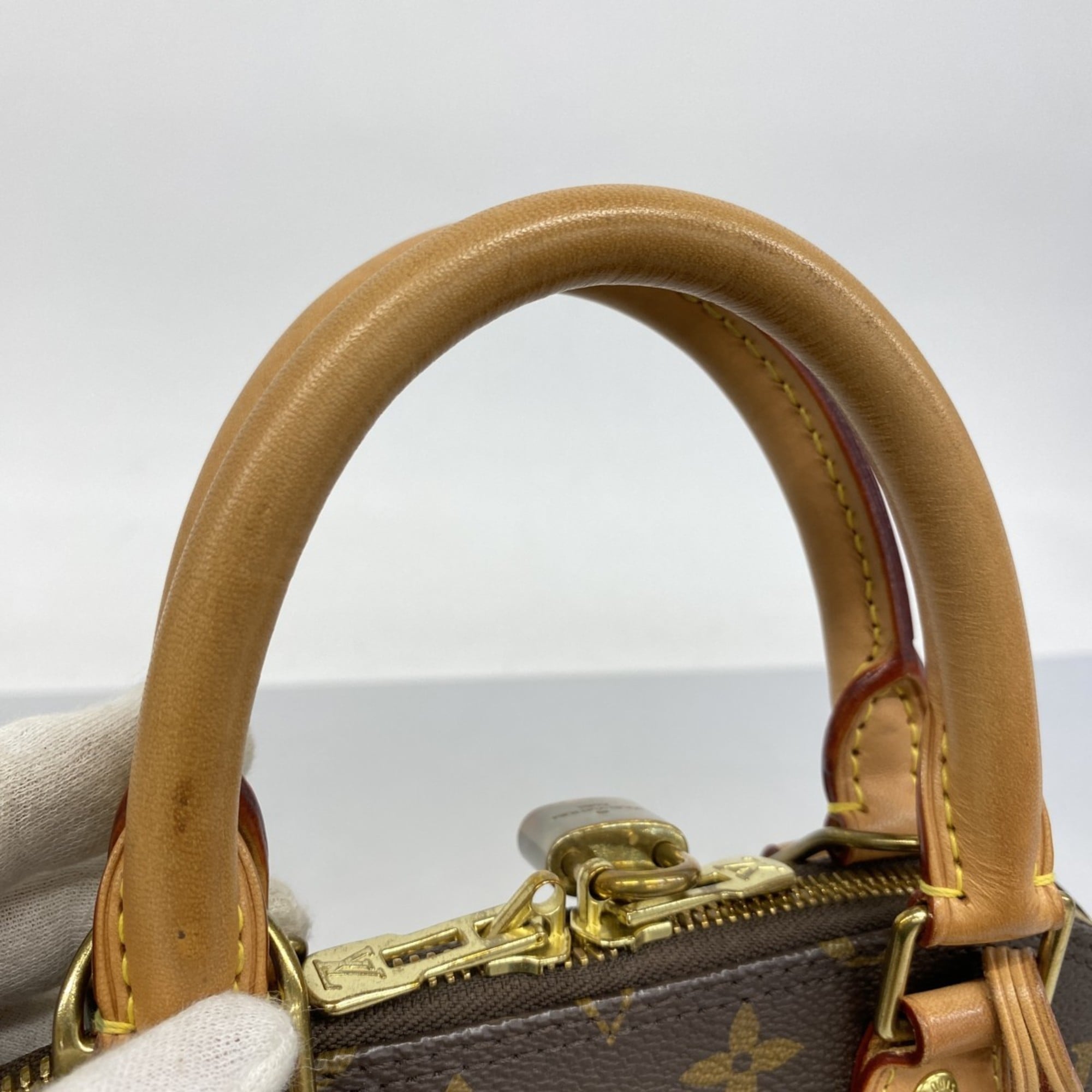 Louis Vuitton Brown Handbag (Pre-Owned)