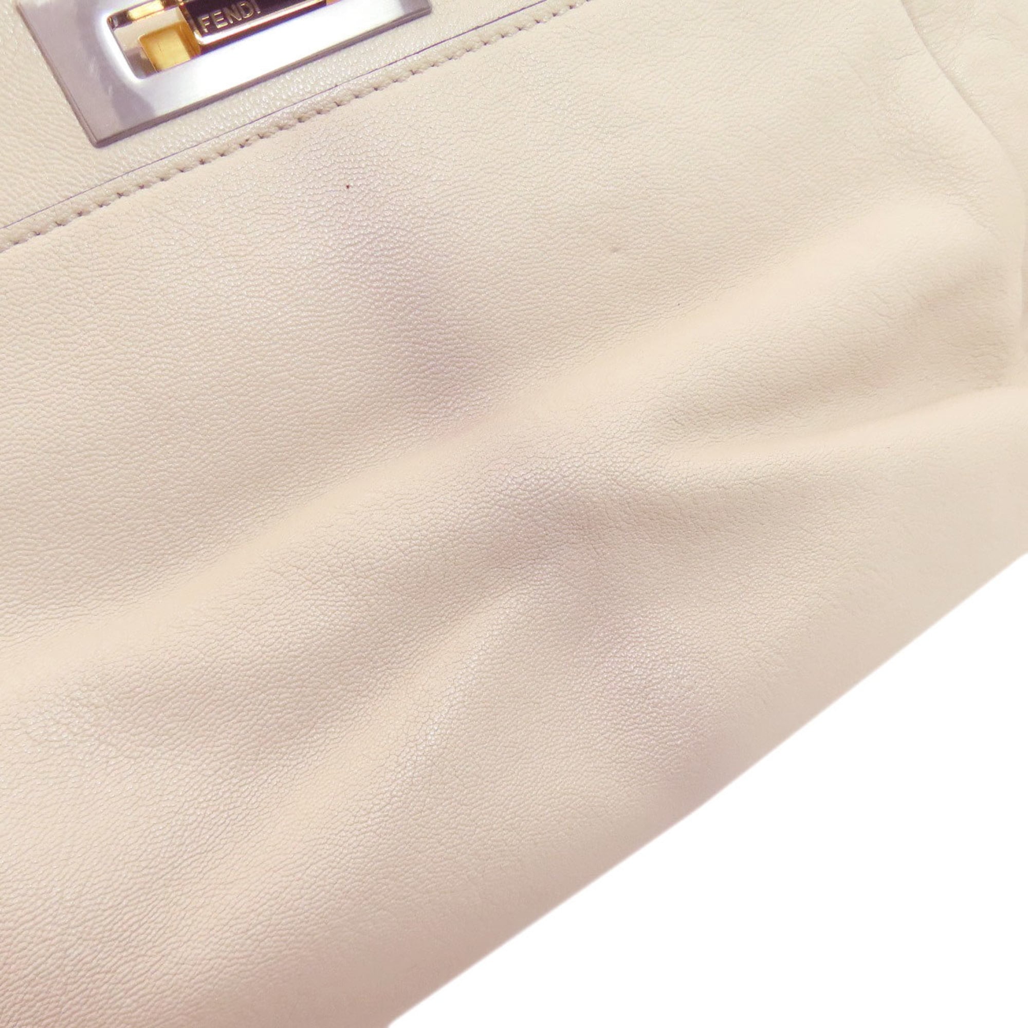 Fendi White Leather Handbag (Pre-Owned)