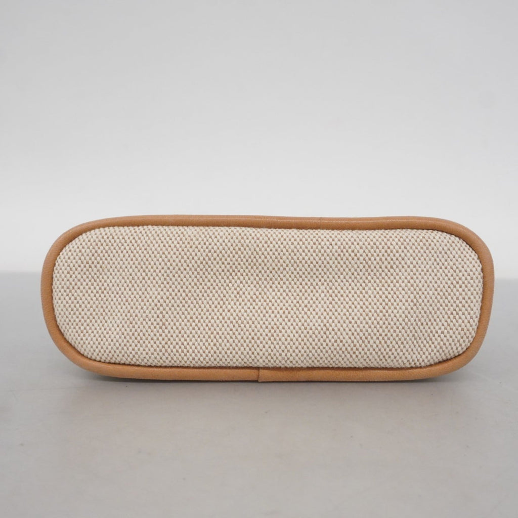 Hermes Ivory Toile H Pouch (Pre-Owned)
