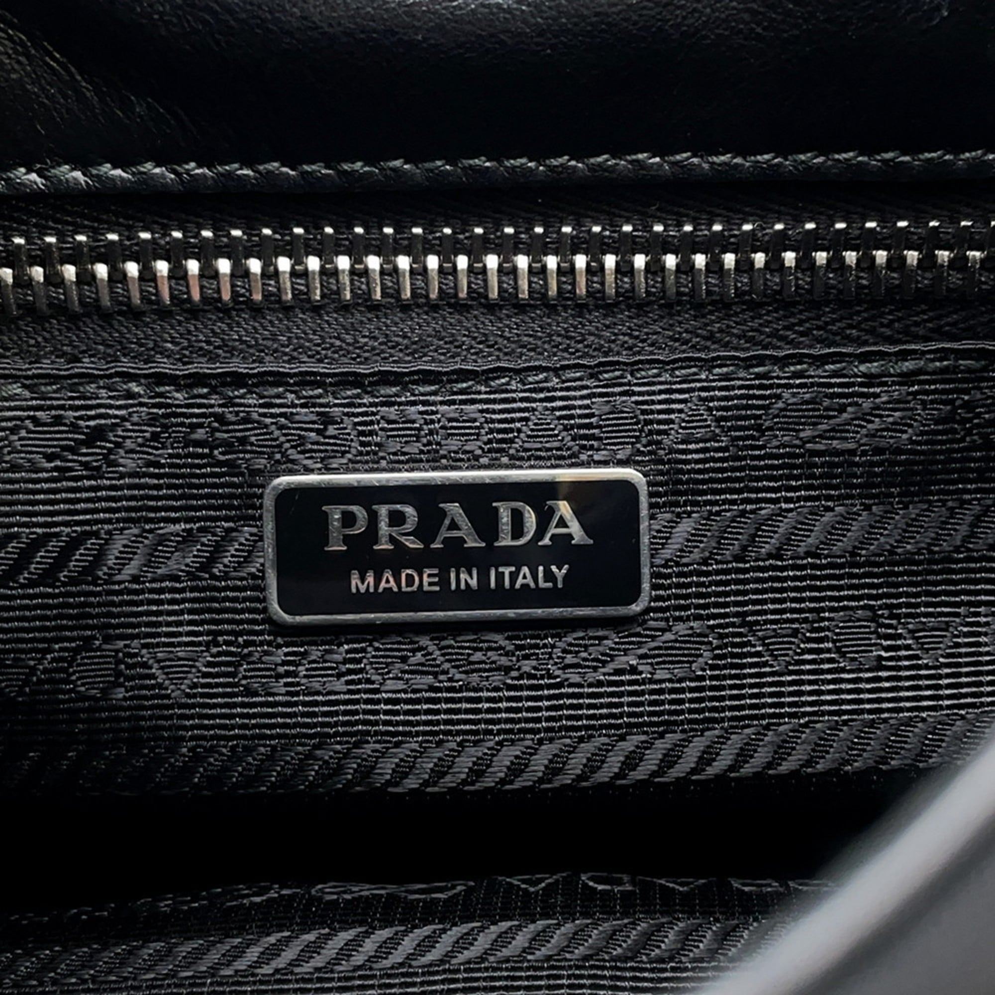 Prada Black Leather Nylon Handbag (Pre-Owned)