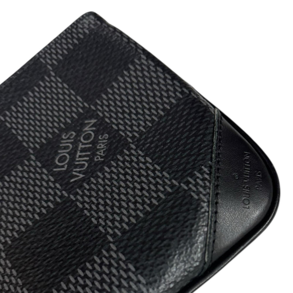 Louis Vuitton Damier Graphite Black Gray Pvc Shoulder Bag (Pre-Owned)