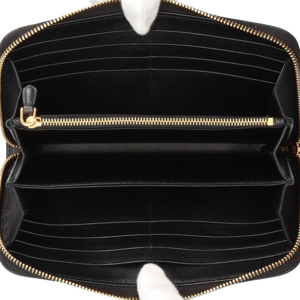 Prada Black Leather Long Wallet (Bi-Fold) (Pre-Owned)