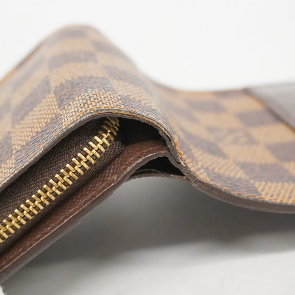 Louis Vuitton Ebene Wallet (Bi-Fold) (Pre-Owned)
