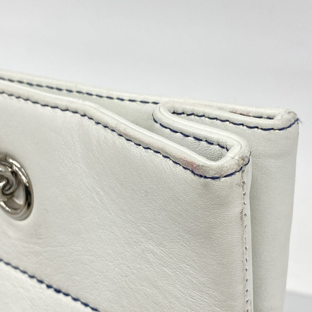 Chanel Navy White Leather Tote Bag (Pre-Owned)