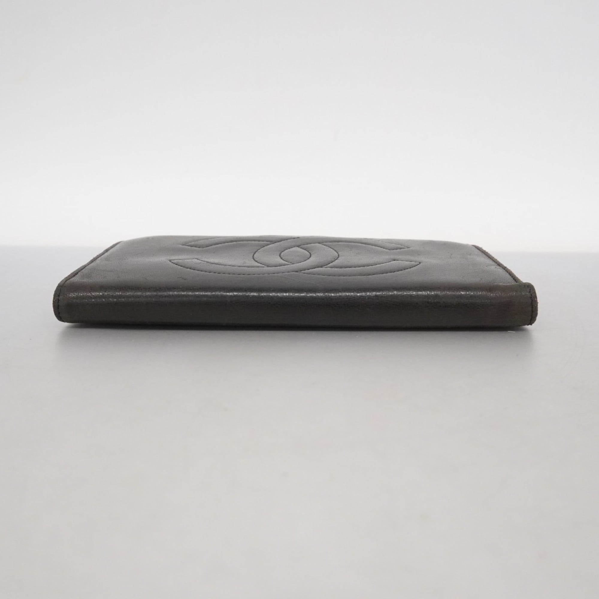Chanel Black Leather Long Wallet (Bi-Fold) (Pre-Owned)