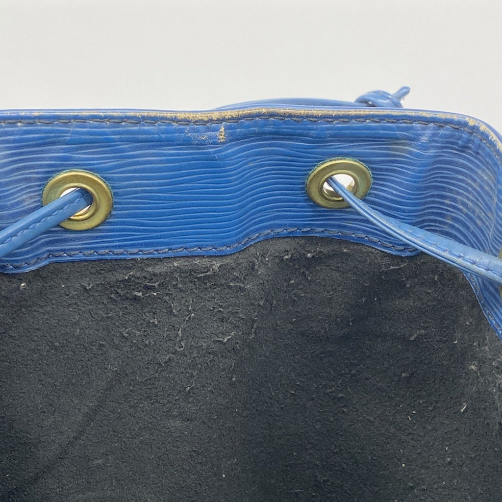 Louis Vuitton Toledo Blue Shoulder Bag (Pre-Owned)