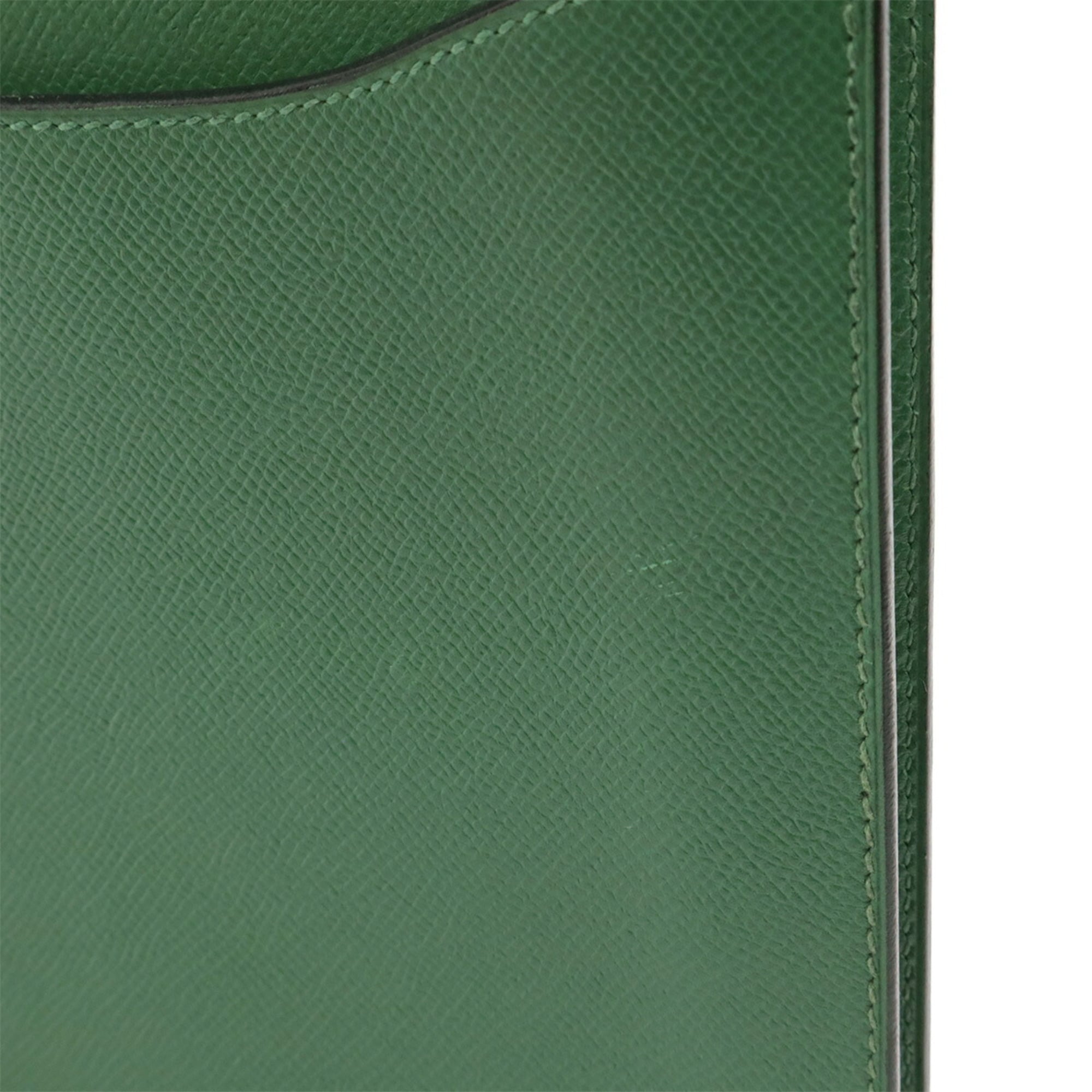 Hermes Green Courchevel Leather Clutch Bag (Pre-Owned)