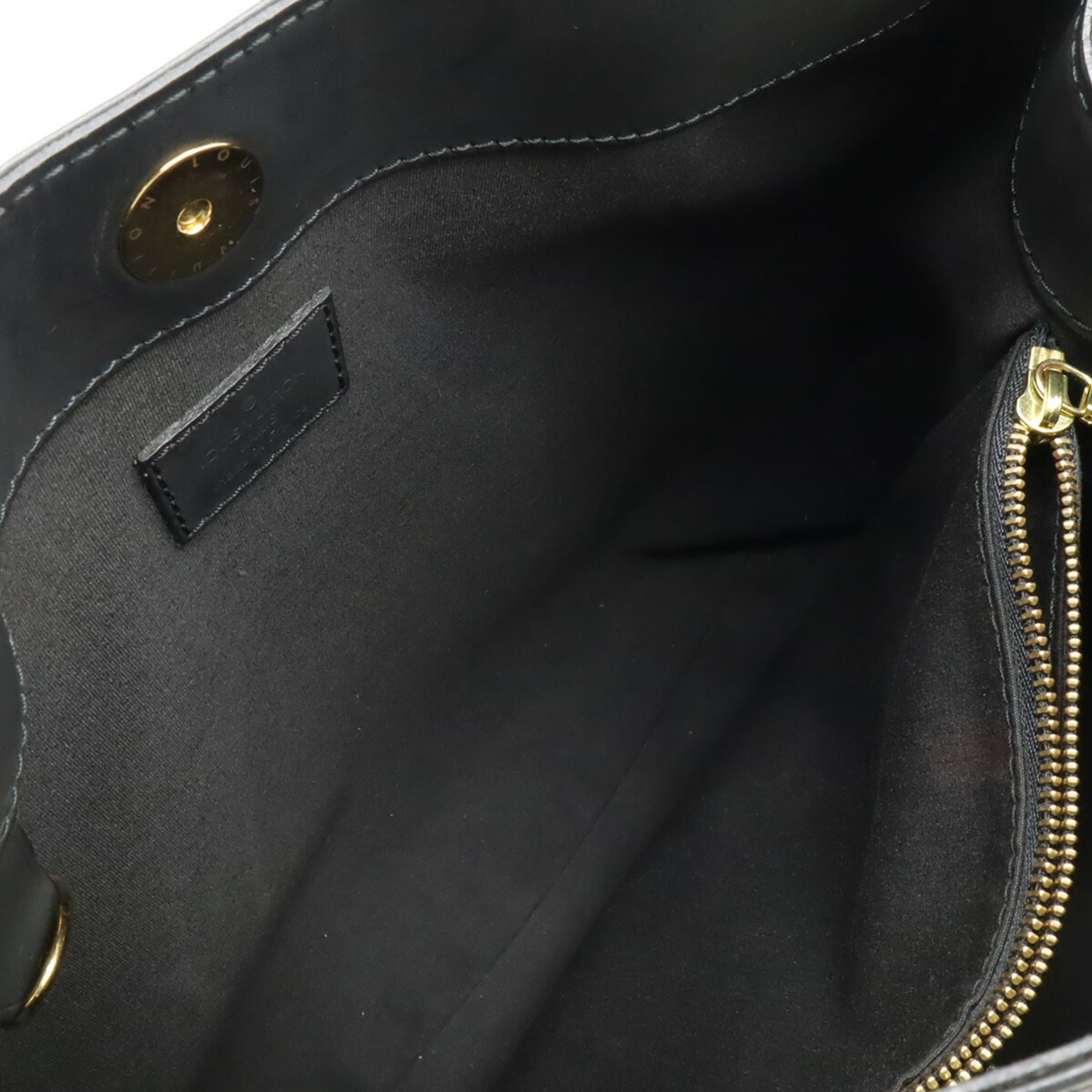 Louis Vuitton Black Noir Epi Leather Shoulder Bag (Pre-Owned)
