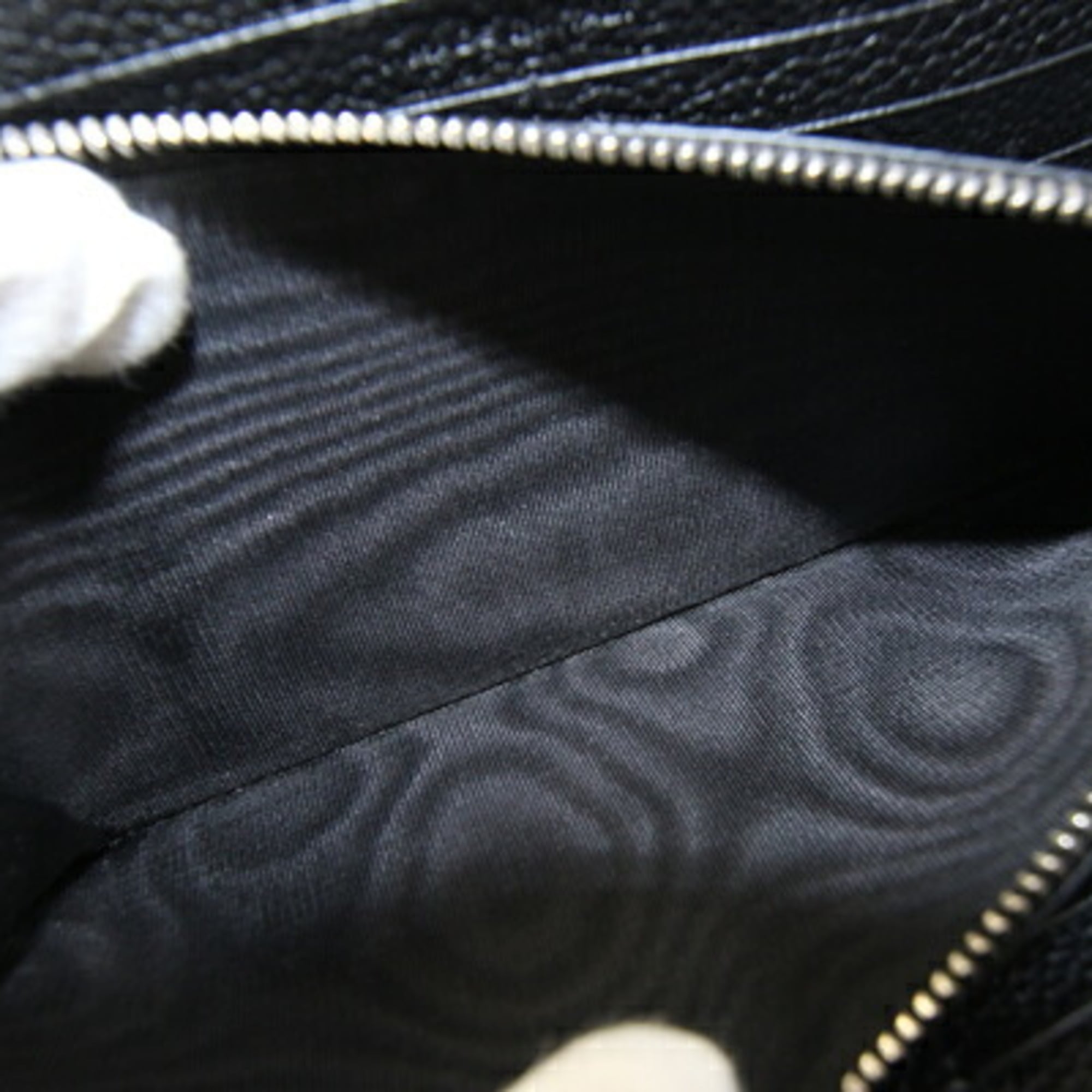 Saint Laurent Black Leather Long Wallet (Bi-Fold) (Pre-Owned)