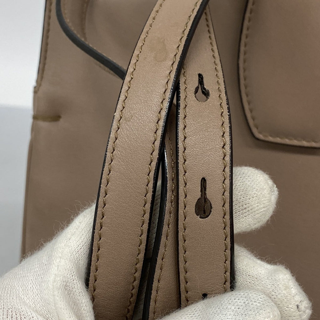 Salvatore Ferragamo Pink Beige Leather Handbag (Pre-Owned)