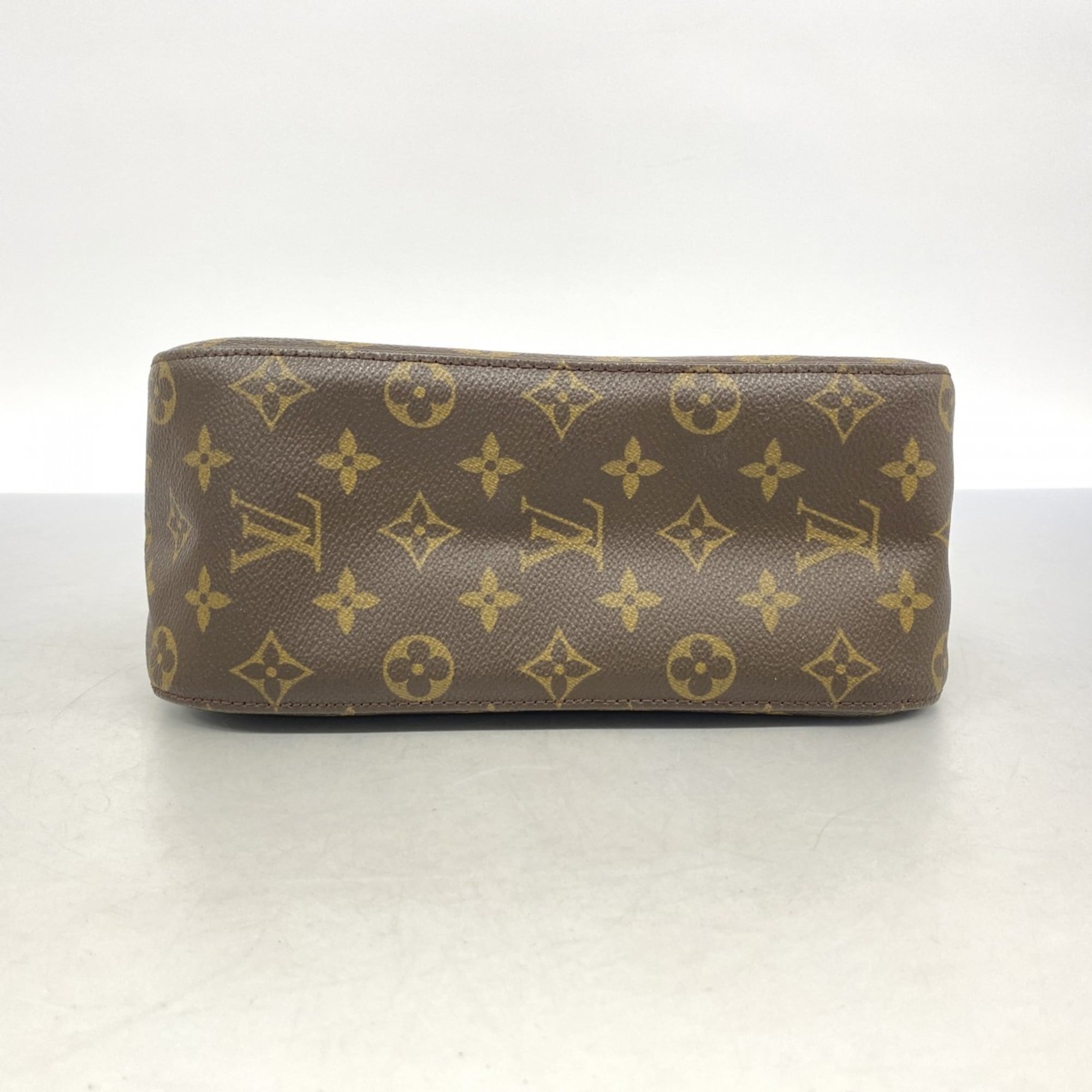 Louis Vuitton Brown Shoulder Bag (Pre-Owned)