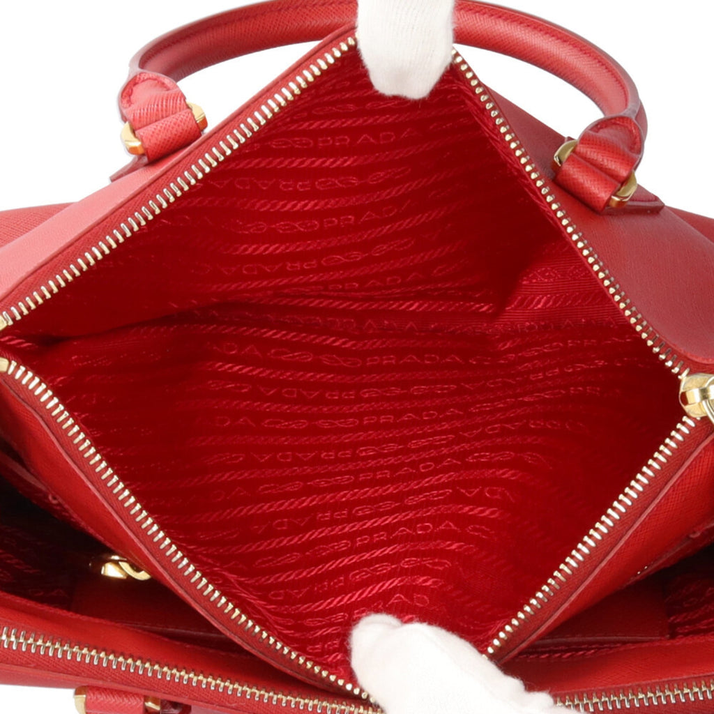 Prada Saffiano Fuoco Red Color Leather Shoulder Bag (Pre-Owned)