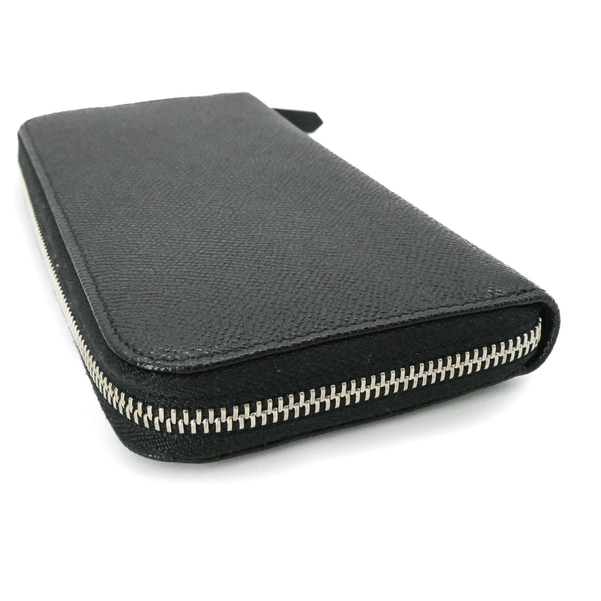 Bvlgari Black Leather Long Wallet (Bi-Fold) (Pre-Owned)
