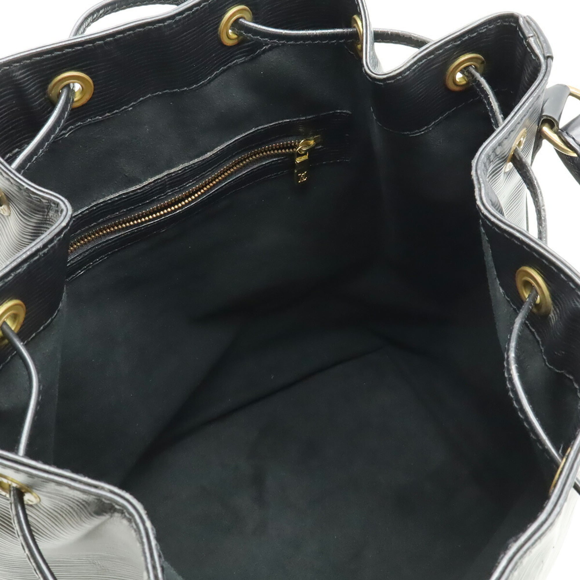 Louis Vuitton Black Noir Epi Leather Shoulder Bag (Pre-Owned)