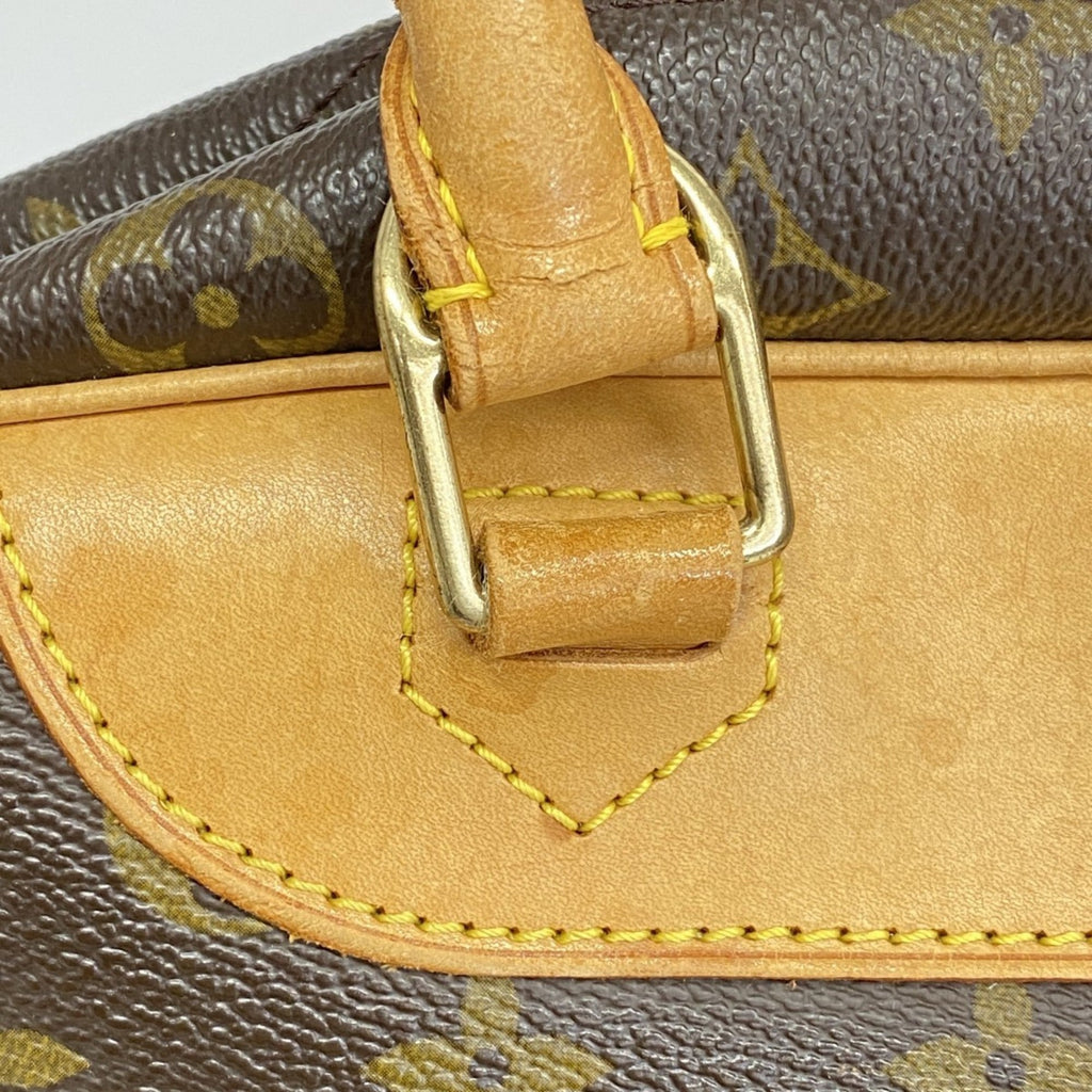 Louis Vuitton Brown Handbag (Pre-Owned)