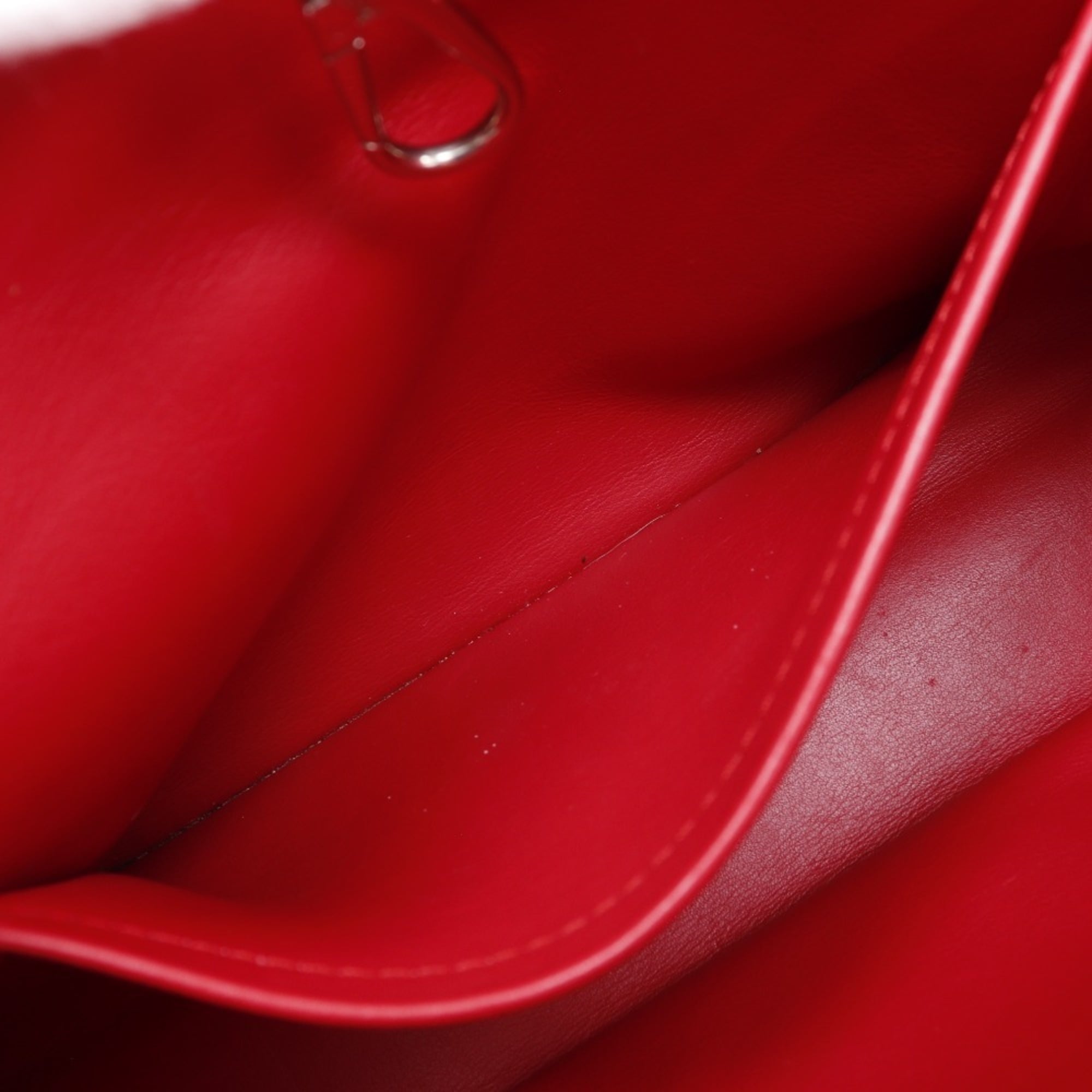 Louis Vuitton Red Color Handbag (Pre-Owned)