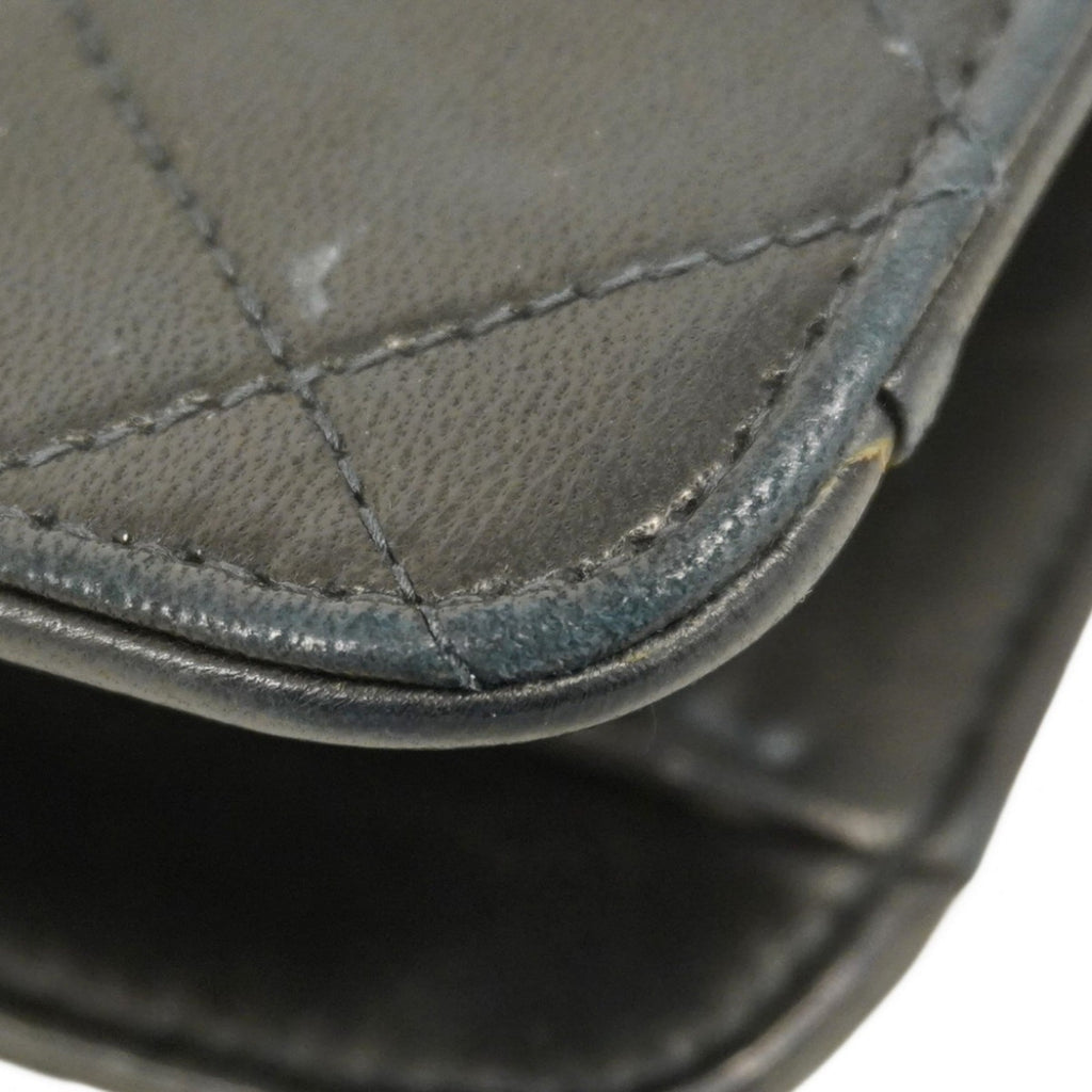 Chanel Black Leather Shoulder Bag (Pre-Owned)