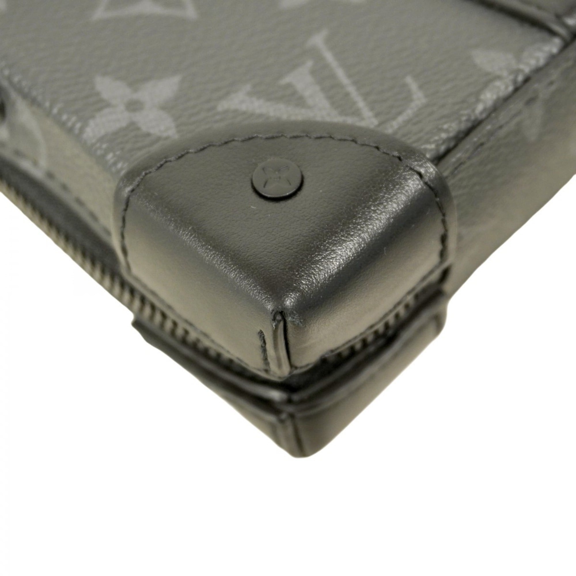Louis Vuitton Black Shoulder Bag (Pre-Owned)