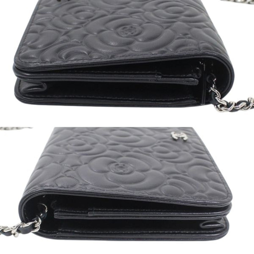 Chanel Black Leather Shoulder Bag (Pre-Owned)