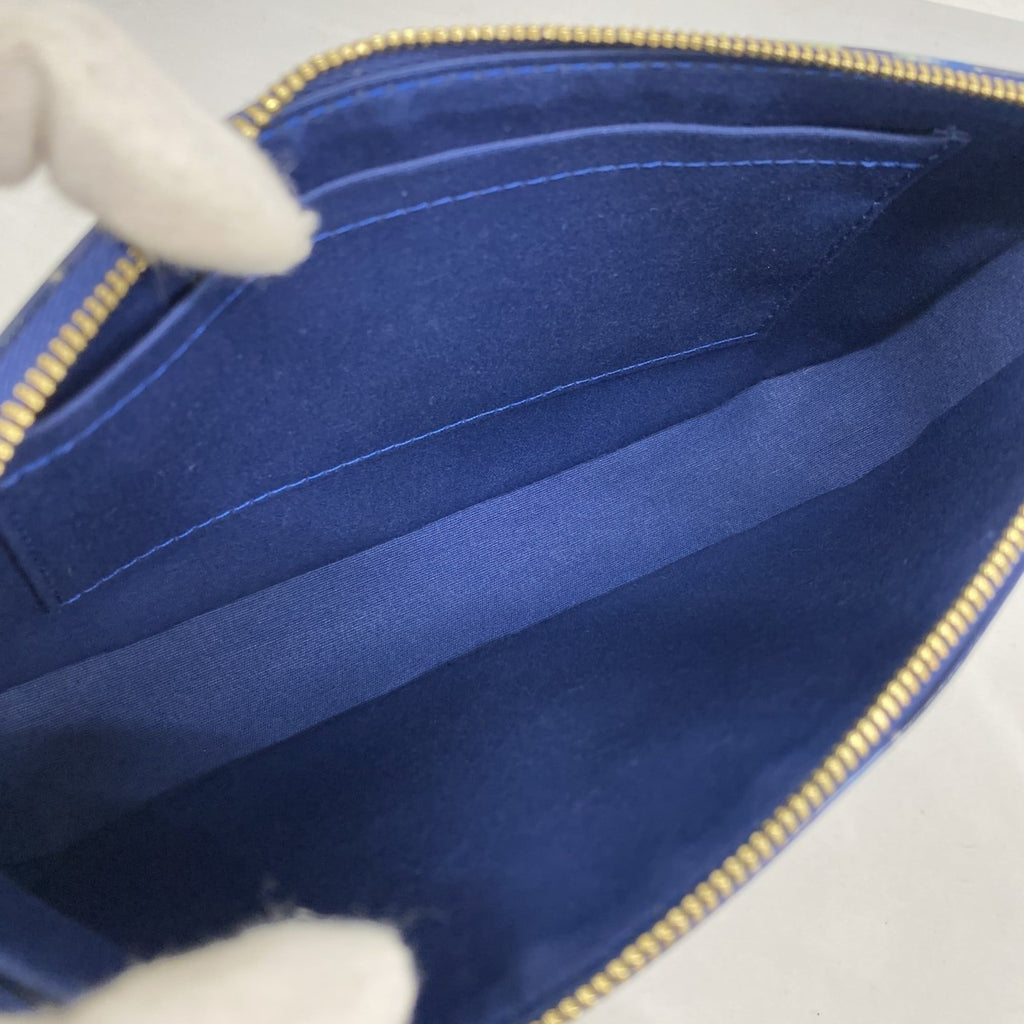 Louis Vuitton Grand Blue Pouch (Pre-Owned)