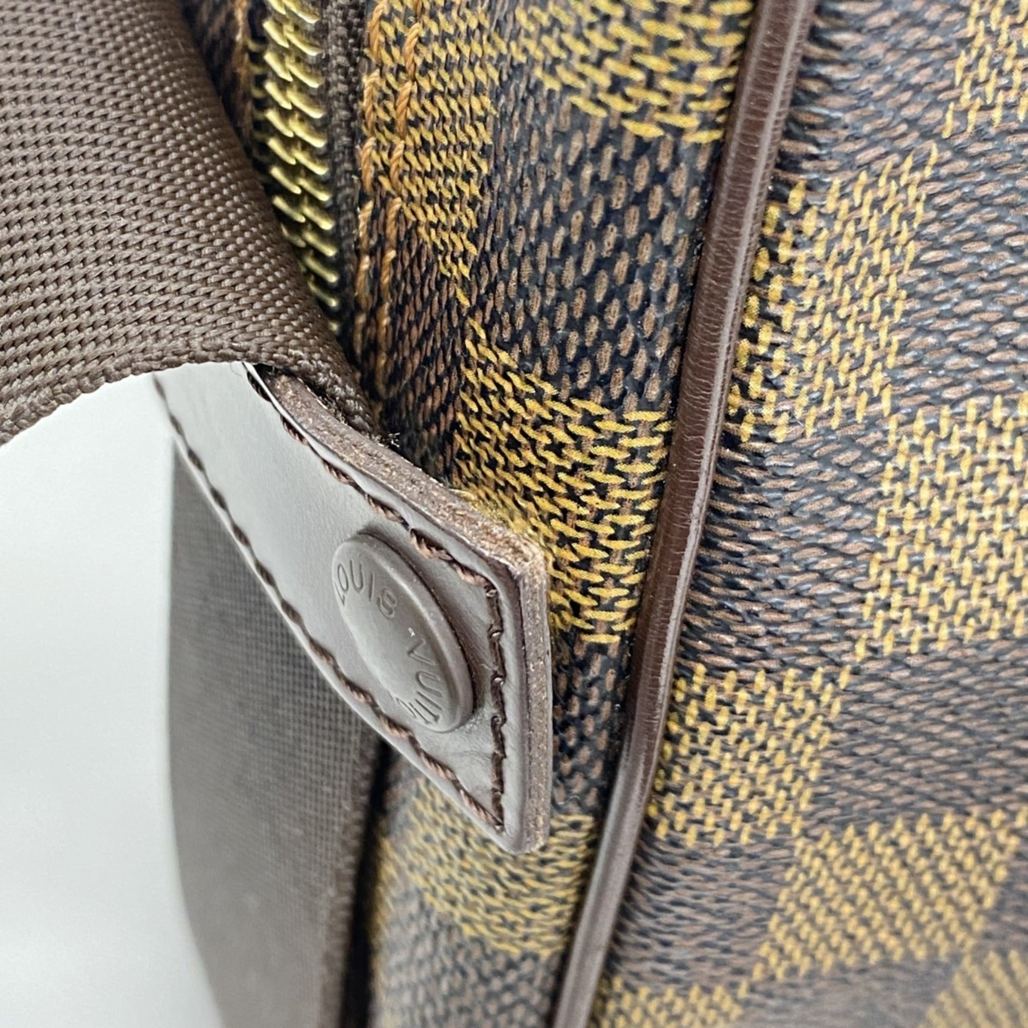 Louis Vuitton Ebene Shoulder Bag (Pre-Owned)