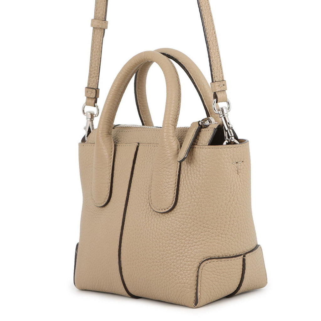 Tod's Beige Leather Handbag (Pre-Owned)