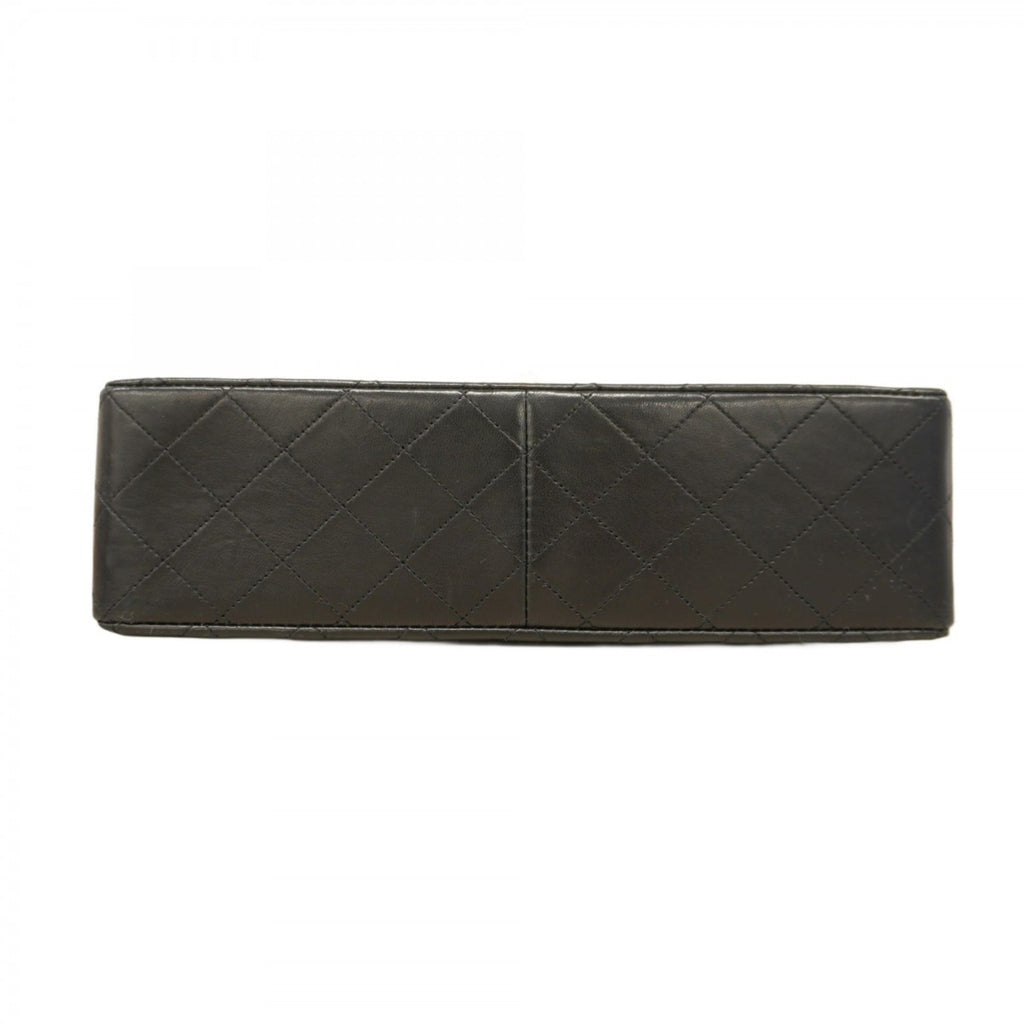 Chanel Black Leather Shoulder Bag (Pre-Owned)