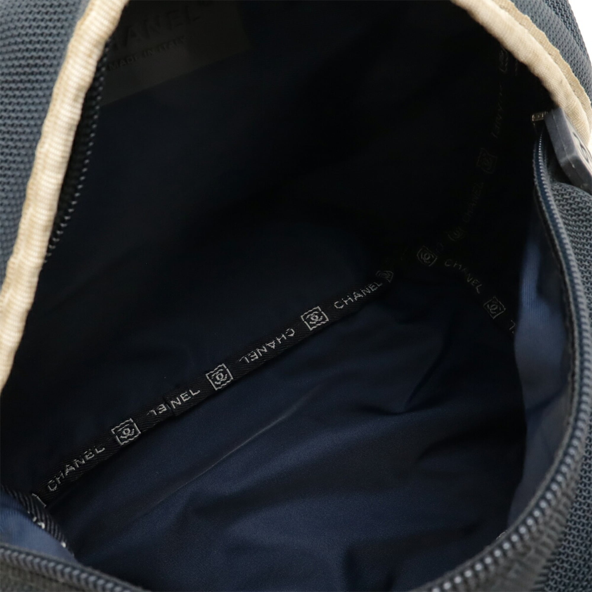Chanel Sport Gray Ivory Navy Nylon Canvas Fanny Pack Handbag (Pre-Owned)