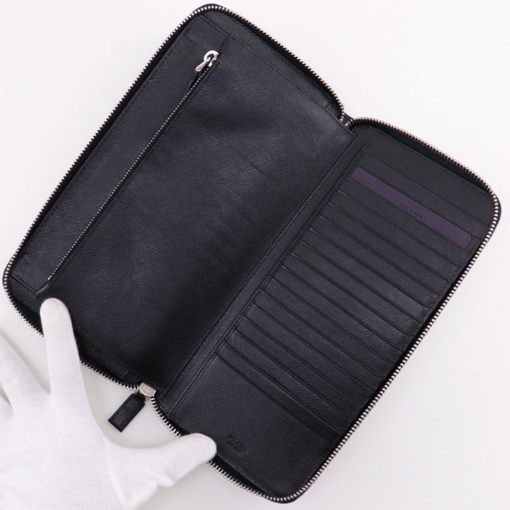 Prada Saffiano Black Saffiano Long Wallet (Bi-Fold) (Pre-Owned)