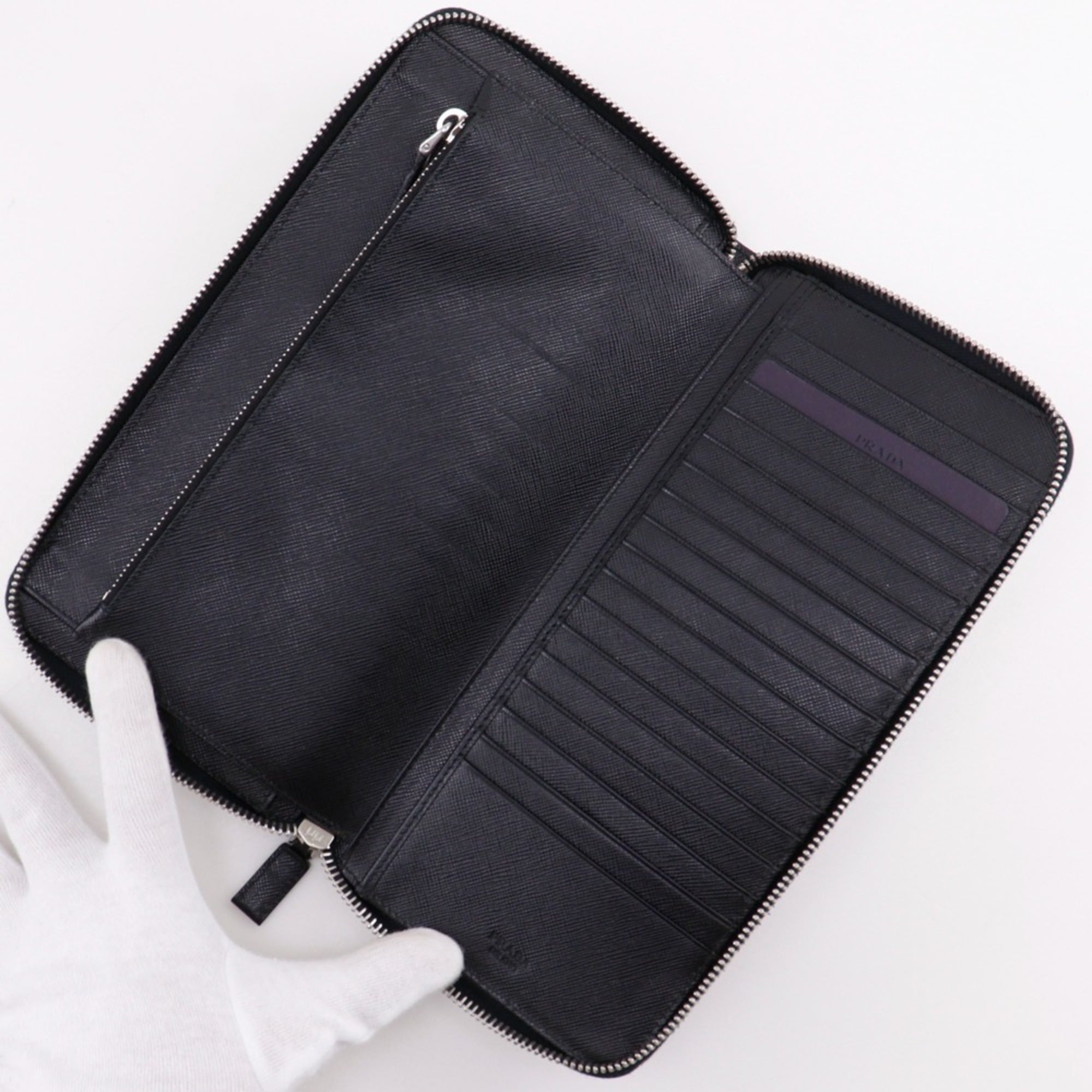 Prada Saffiano Black Saffiano Long Wallet (Bi-Fold) (Pre-Owned)