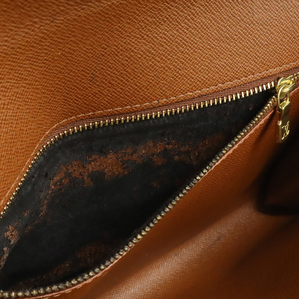 Louis Vuitton Monogram Brown Monogram Clutch Bag Shoulder Bag (Pre-Owned)