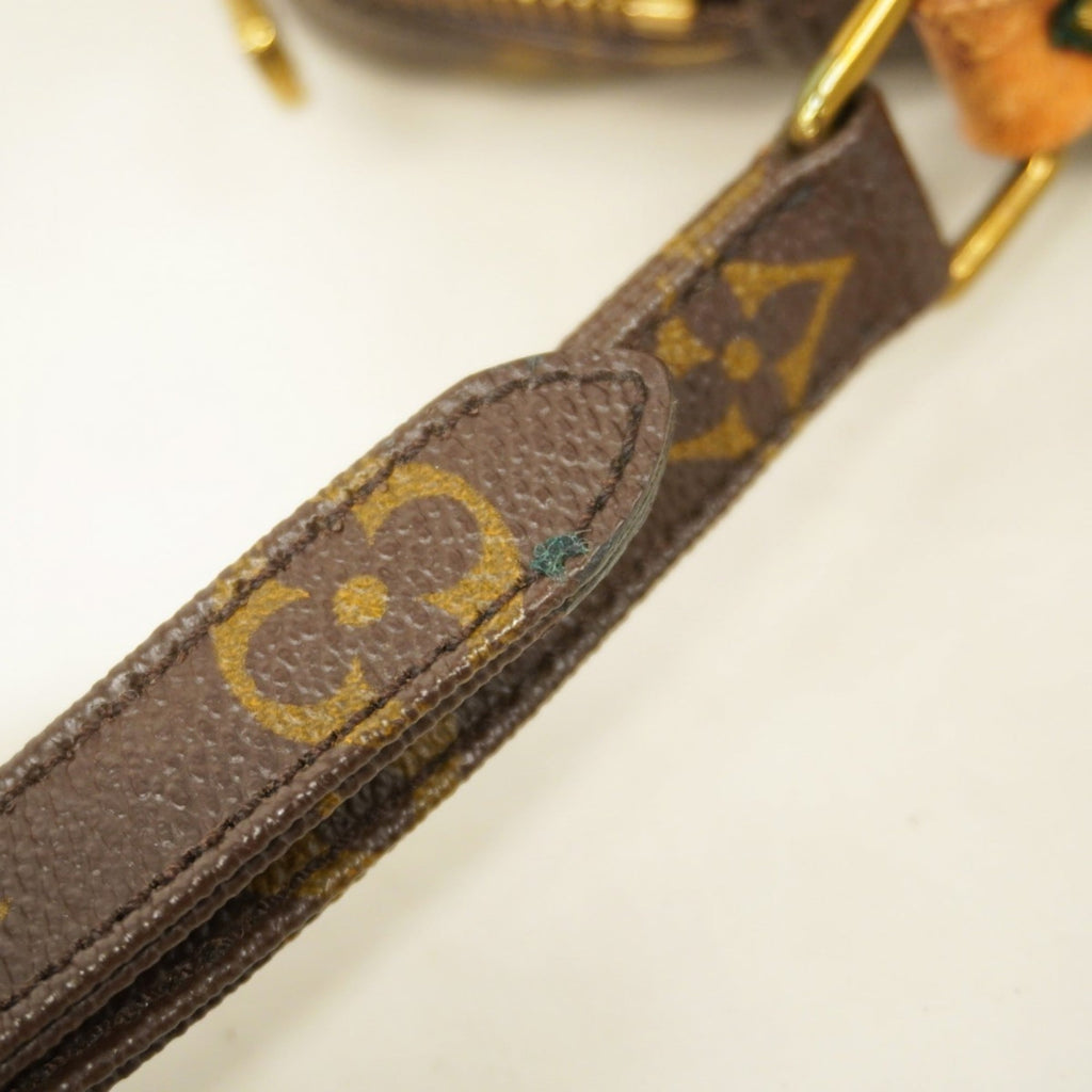 Louis Vuitton Brown Shoulder Bag (Pre-Owned)