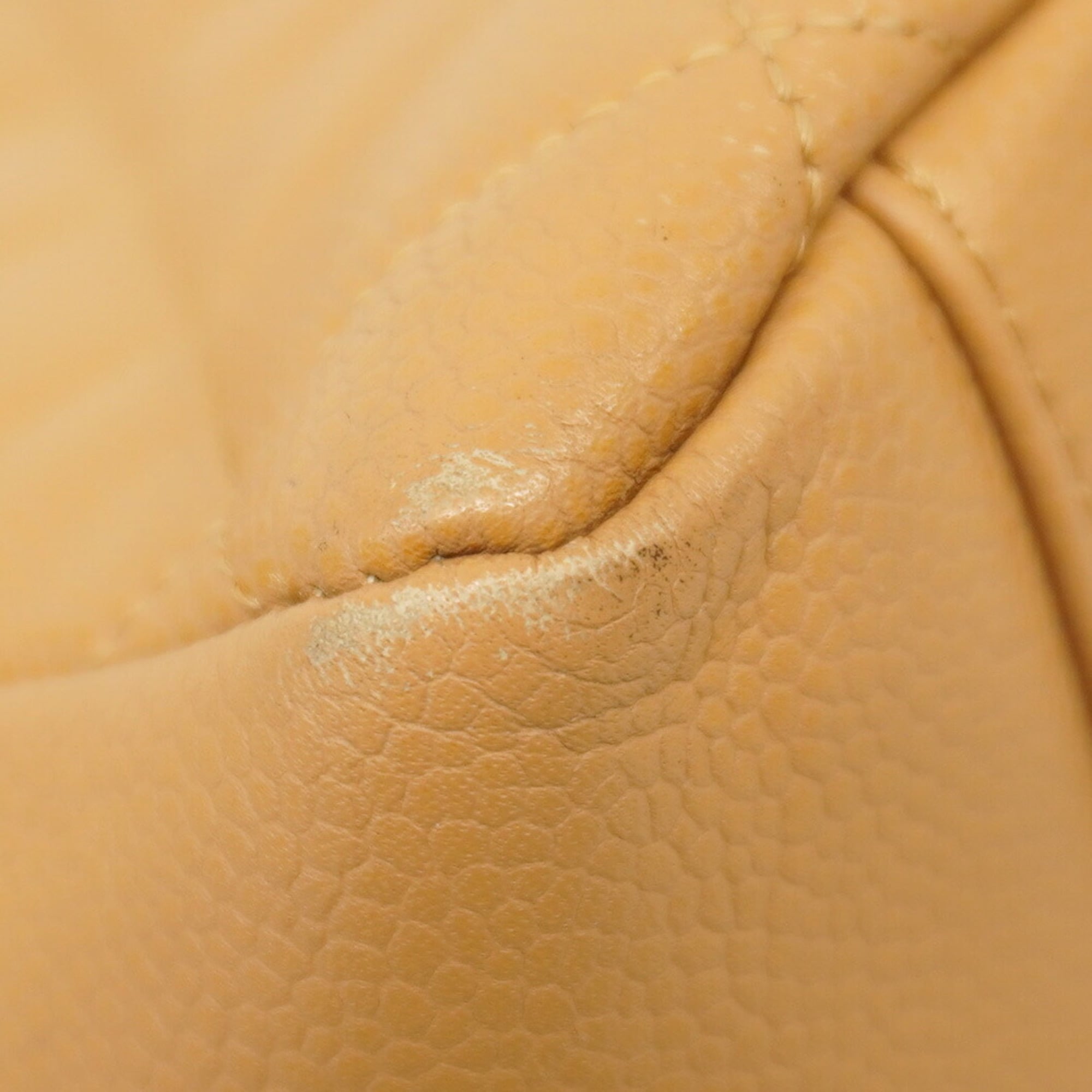 Chanel Beige Grained Calfskin Shoulder Bag (Pre-Owned)