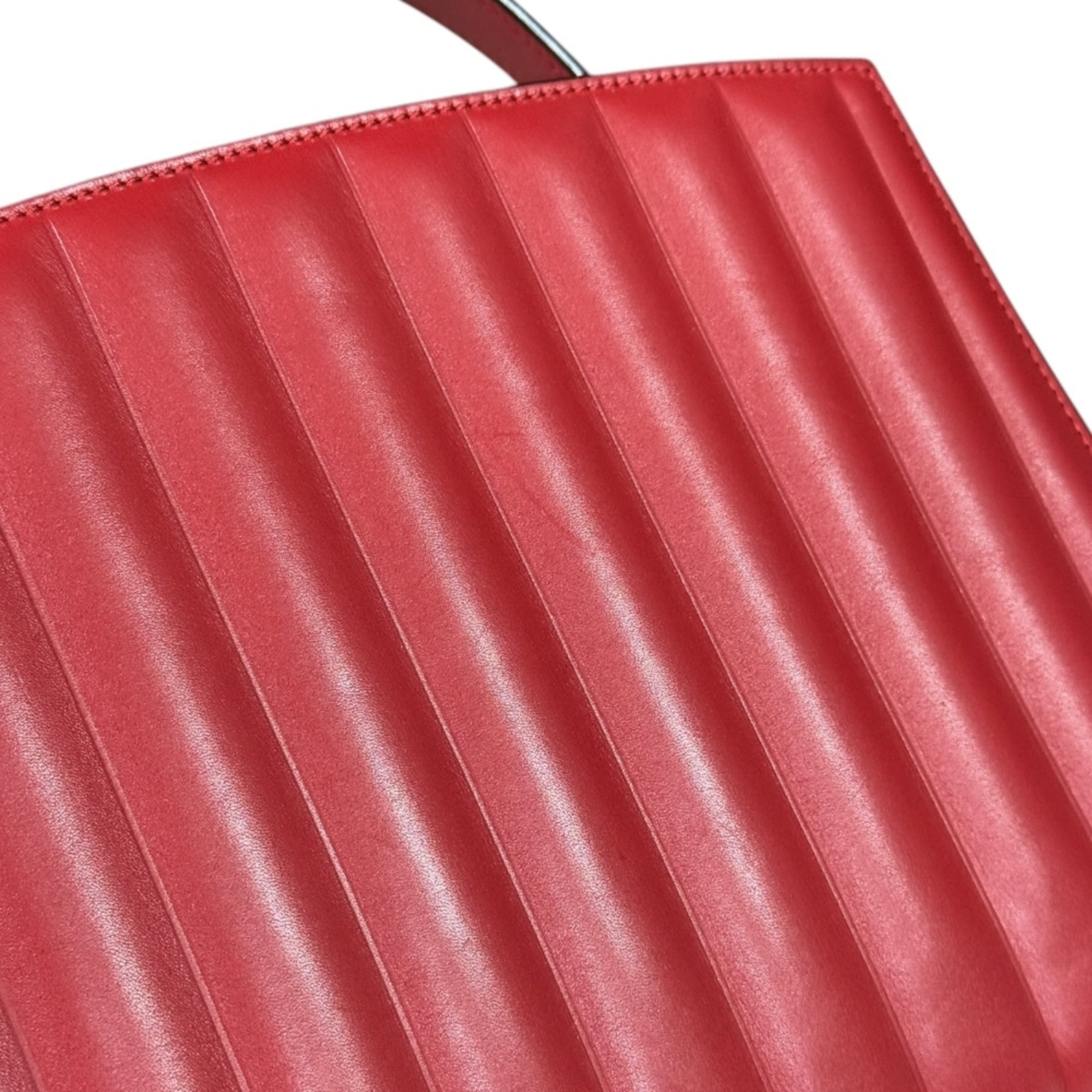Valextra Red Color Leather Shoulder Bag (Pre-Owned)