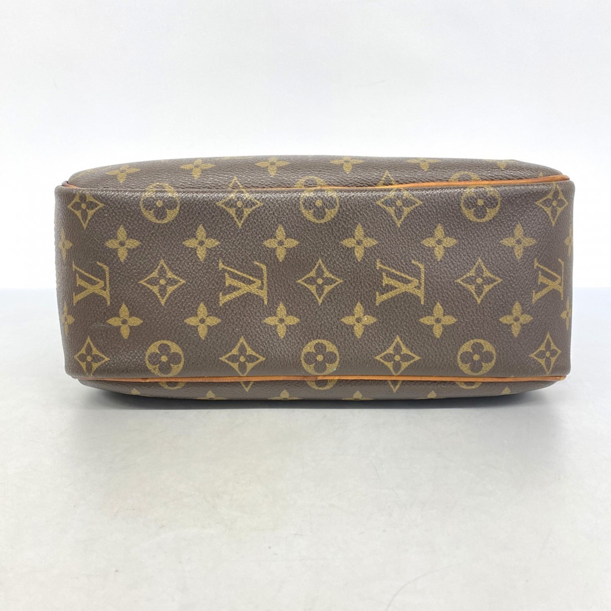 Louis Vuitton Brown Handbag (Pre-Owned)
