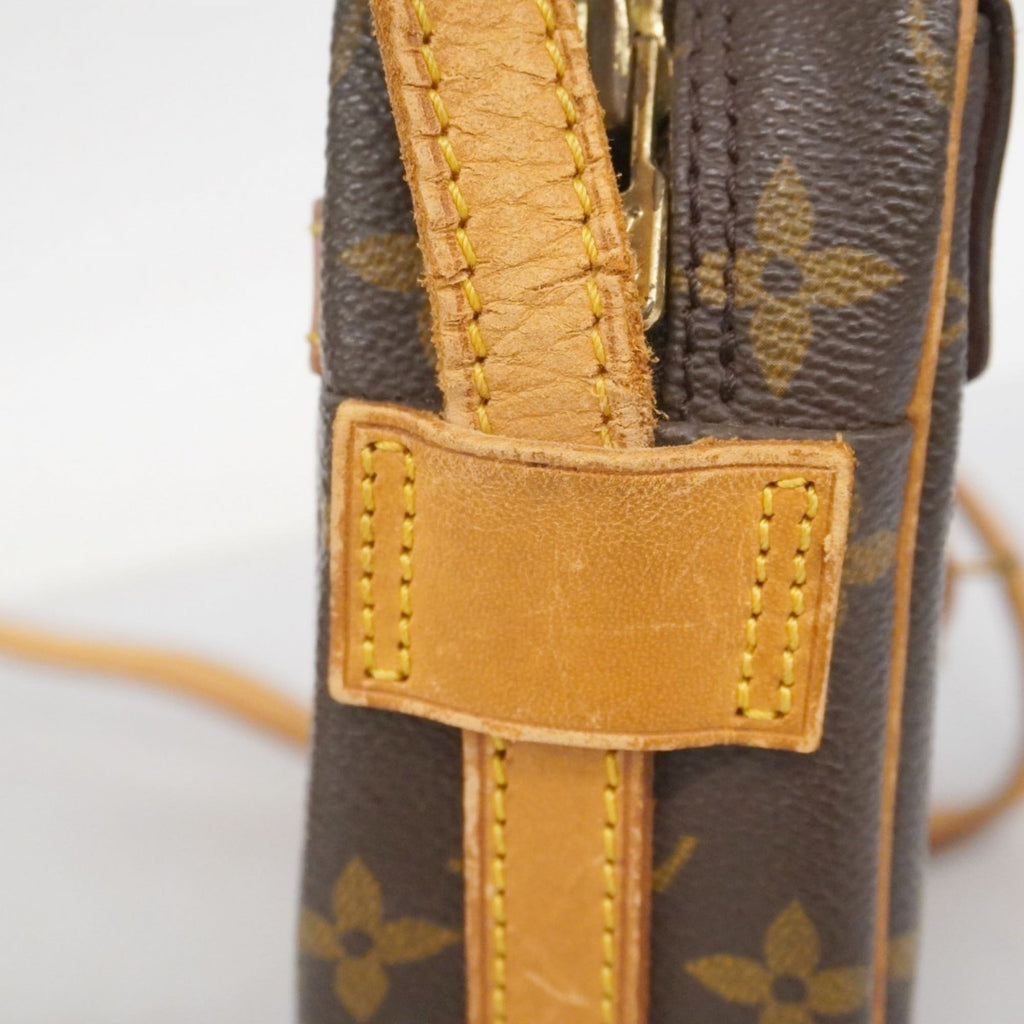 Louis Vuitton Brown Shoulder Bag (Pre-Owned)