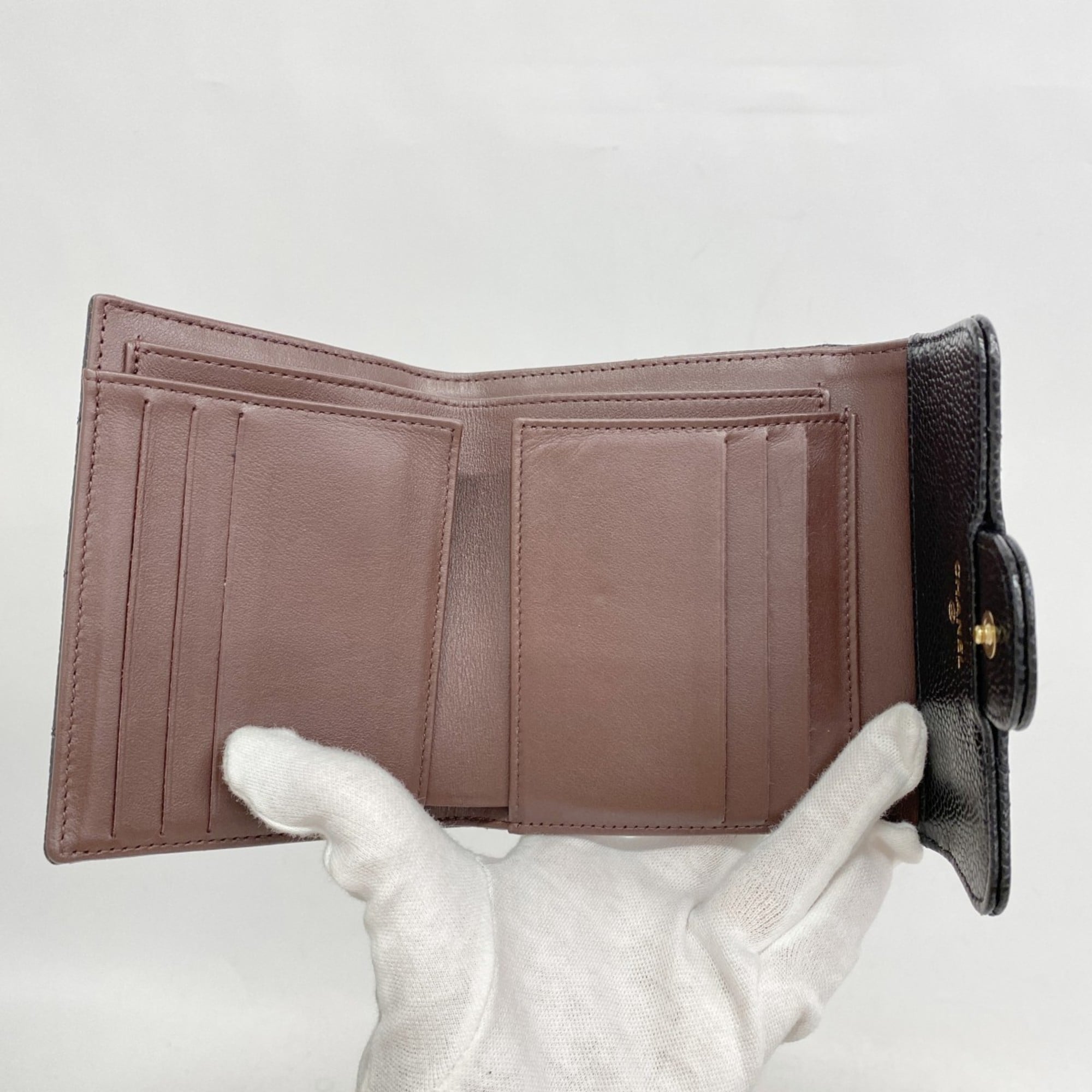 Chanel Black Grained Calfskin Wallet (Tri-Fold) (Pre-Owned)